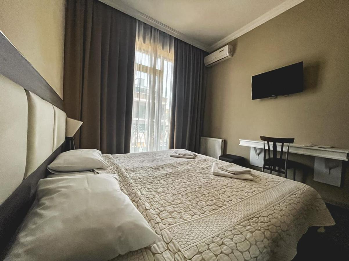 Discovery Hotel Kutaisi Eksteriør billede