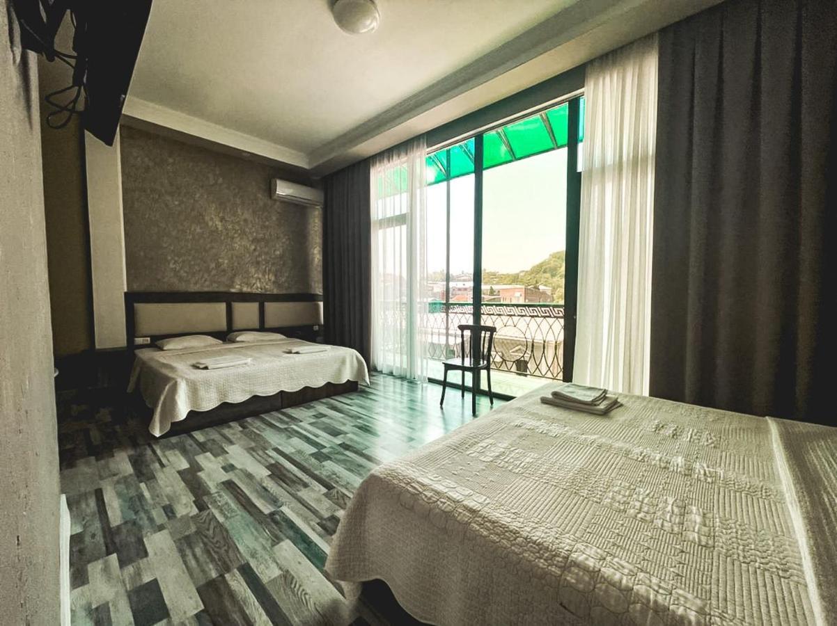 Discovery Hotel Kutaisi Eksteriør billede