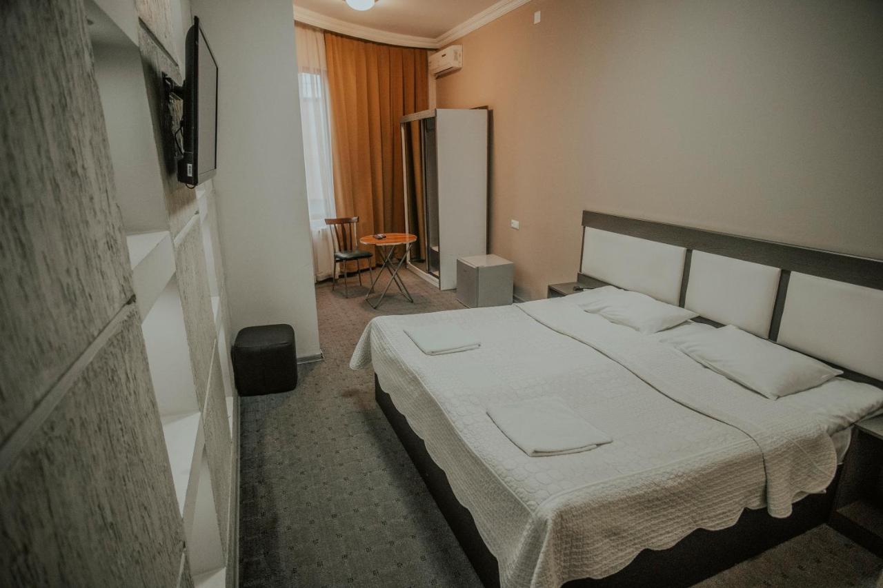 Discovery Hotel Kutaisi Eksteriør billede